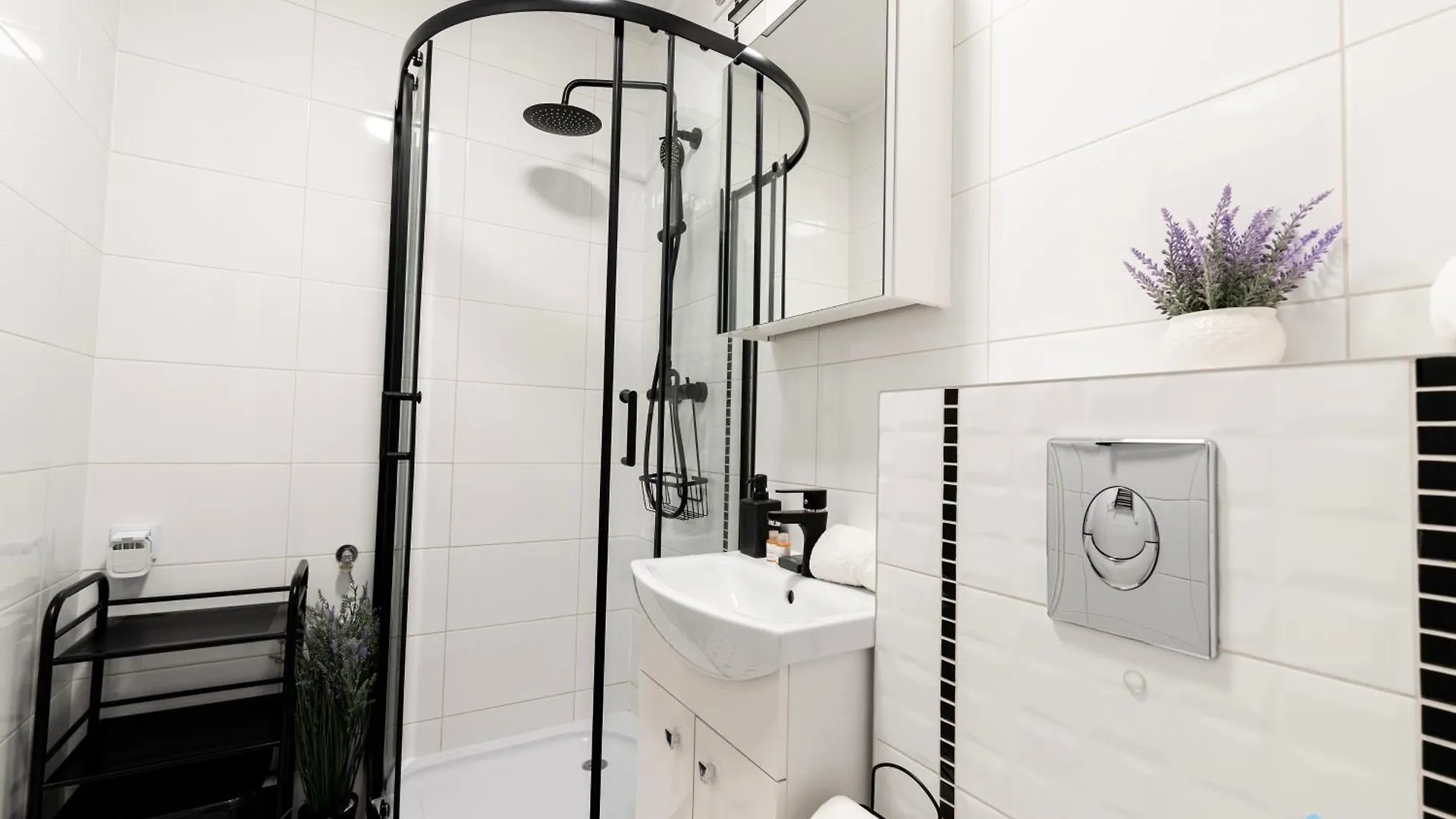 Elegant 3City Apartment In Gdansk With Parking By Noclegi Renters